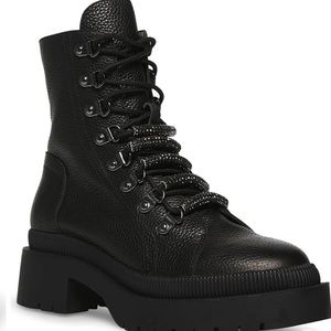 Steve Madden leather boots with hematite bars.SZ8